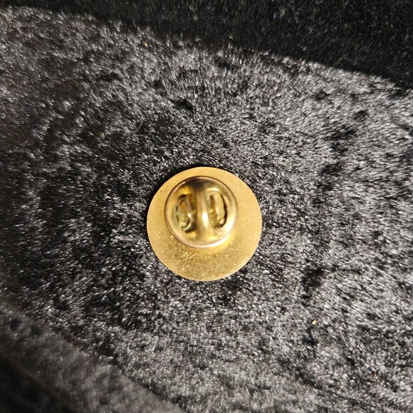 Vintage Selective Service System Pin - Picture 3 of 4